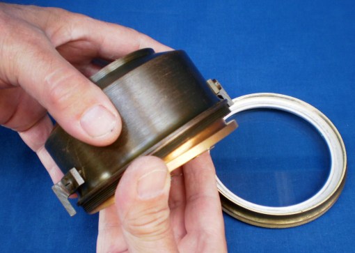 Figure 2 : Removing movement from case.